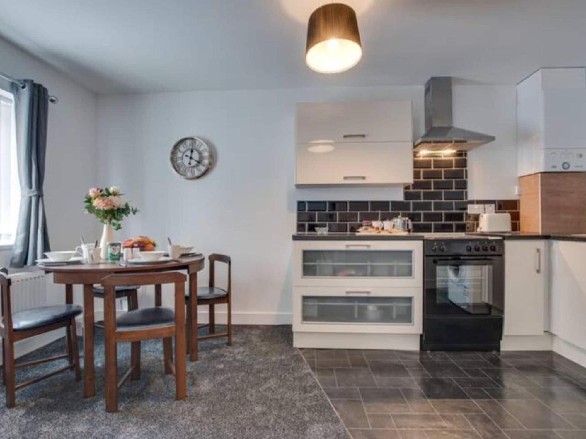 Cove Hideaway 1Bhk Apt 10 In Skinningrove Exterior photo